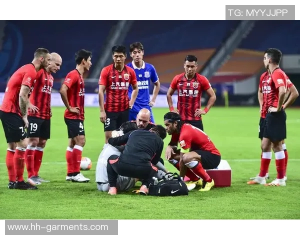 上海足球队在足球配合排行榜中荣登第八名展现团队实力与默契